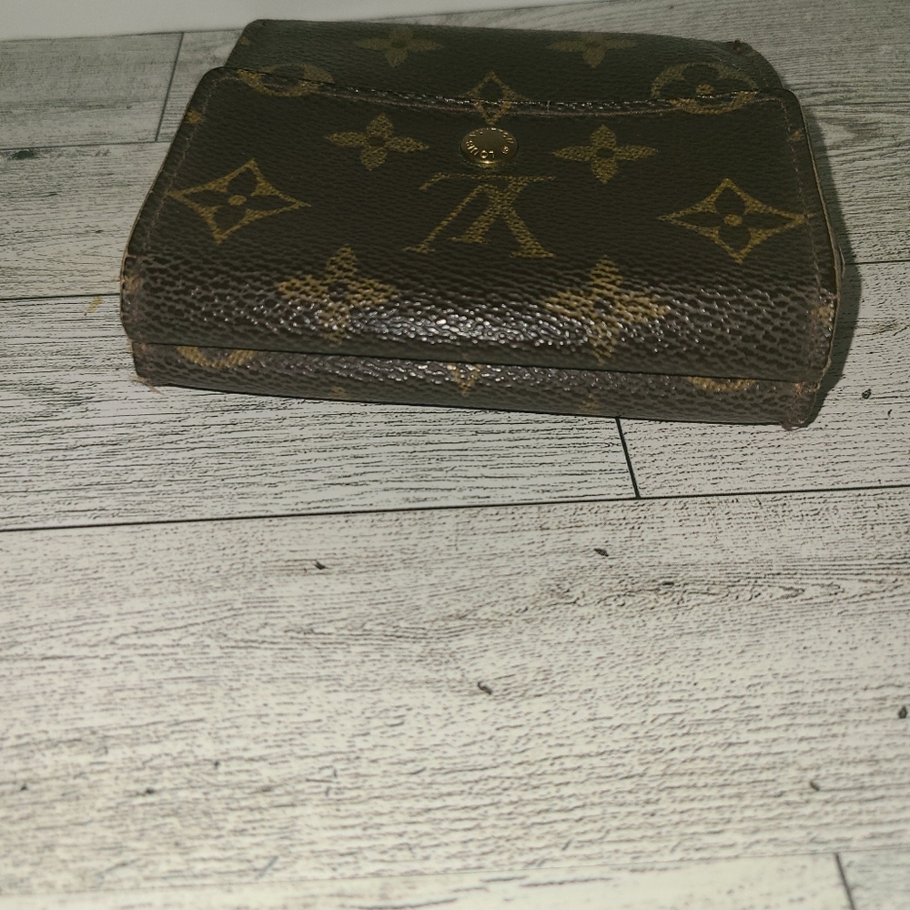 Authentic Louis Vuitton Wallet Coin Purse Brown Tan Leather - Picture 13 of 15